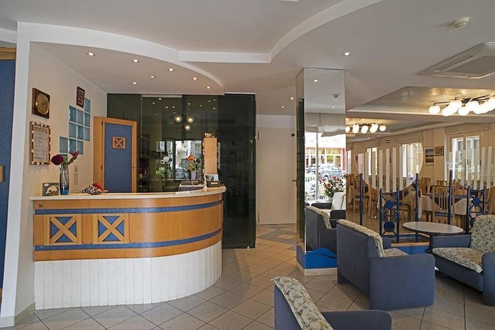 Hotel Adria B&B - Colazione Fino Alle 12 Misano Adriatico Dış mekan fotoğraf